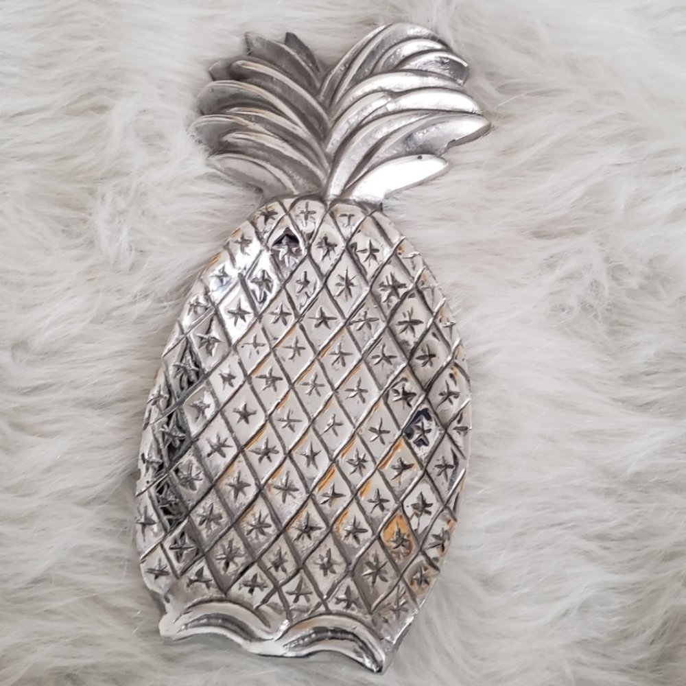 Beautiful Pineapple silver metal tray.